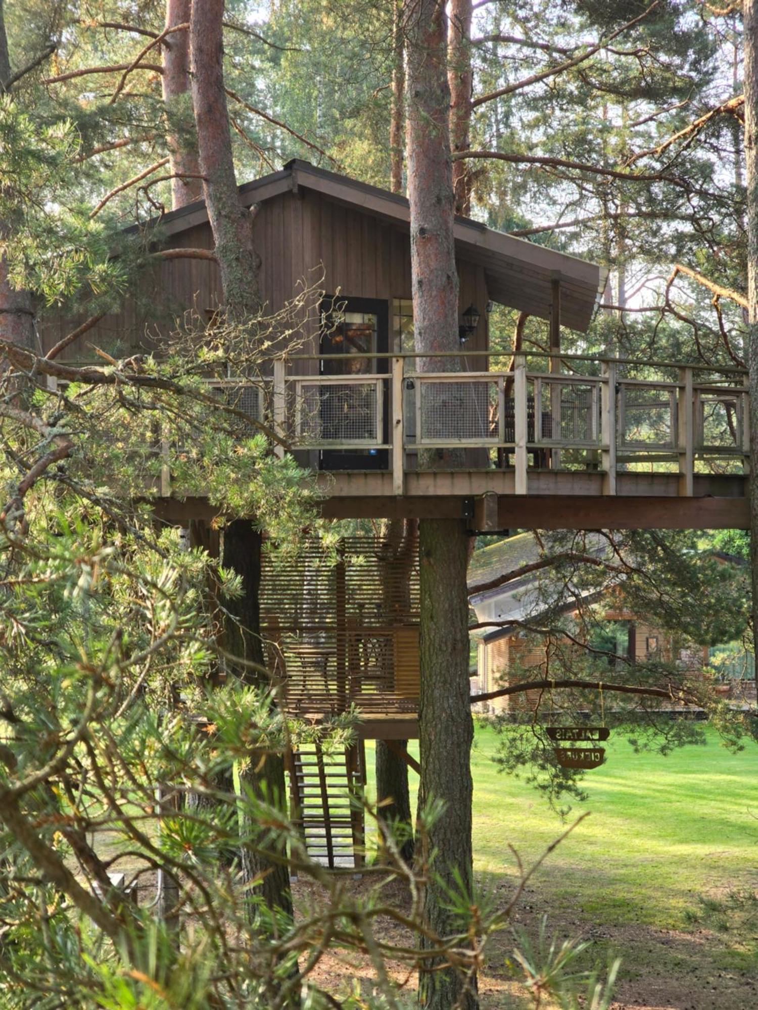 Treehouse Ciekurs Villa Dukuri Exteriör bild
